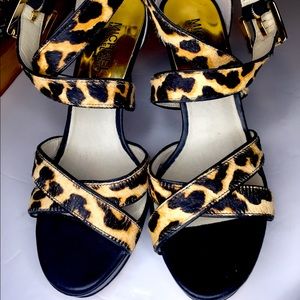 Michael Kors calf leather leopard print shoes!
